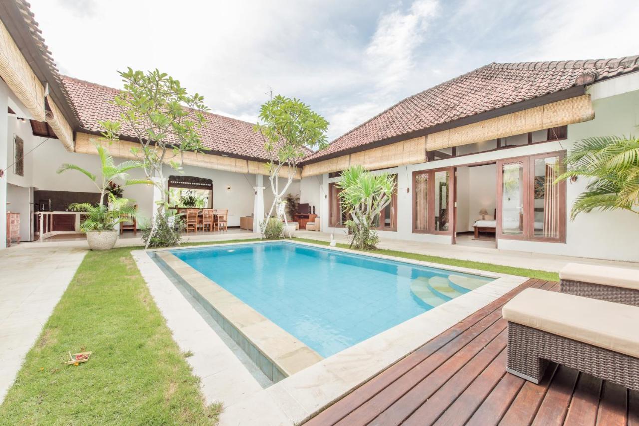 Raju Seminyak (Bali)