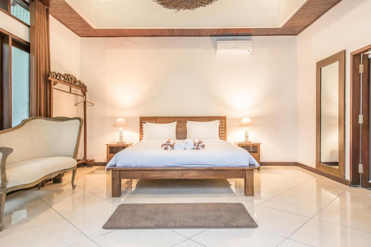 Raju Seminyak (Bali)